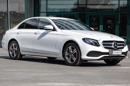 Mercedes E-Class аренда